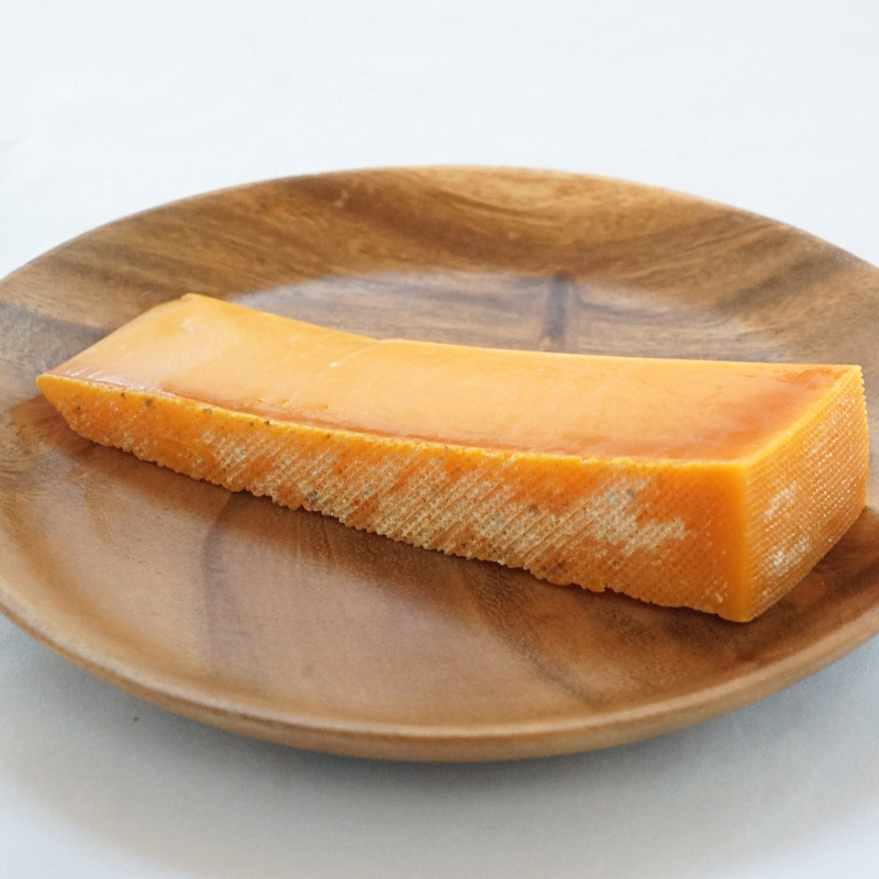 セミハードチーズ 二世古 椛【momiji】12ヶ月 【ニセコチーズ工房】